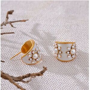 White Enamel Stainless Steel Pearl Flower Geometric Earrings